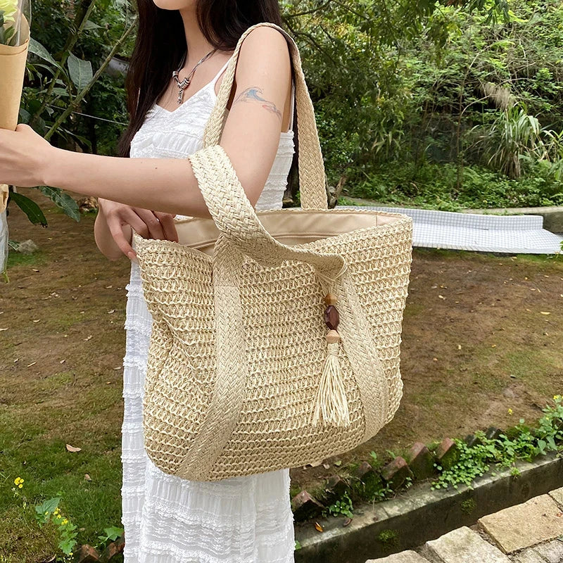 Straw Tote Bag With Zipper