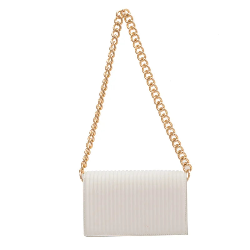 Bolso con cadena