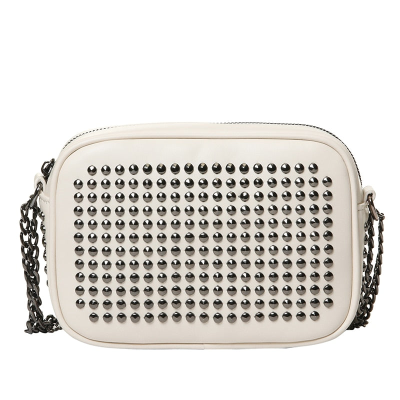 Crossbody Bag wWith Metal Chain The Store Bags BeigeWhite