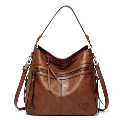 Bolso de hombro con piel