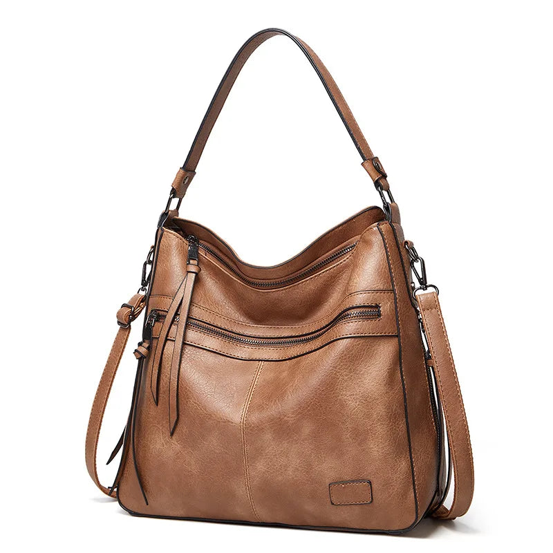Bolso de hombro con piel